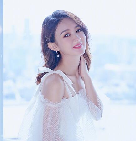 赵丽颖产后现身机场