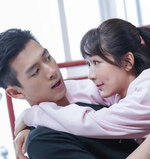 童颜夫妇车窗吻在第几集