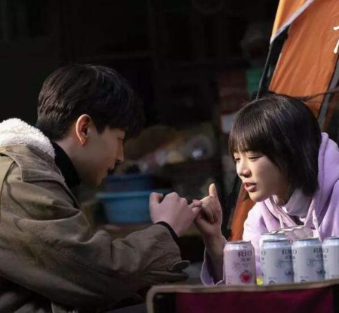 ������͸�����һ������