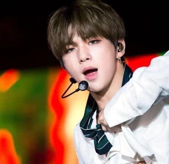 姜丹尼尔朴志效