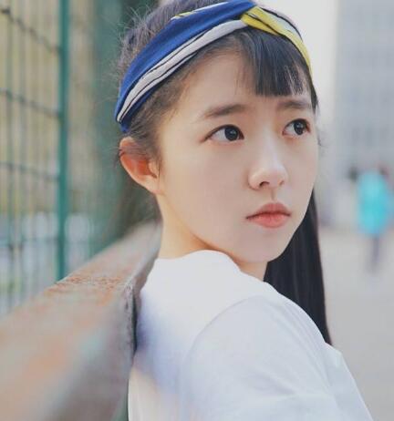 何蓝逗怎么出道的