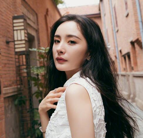 范思哲和杨幂是怎么回事