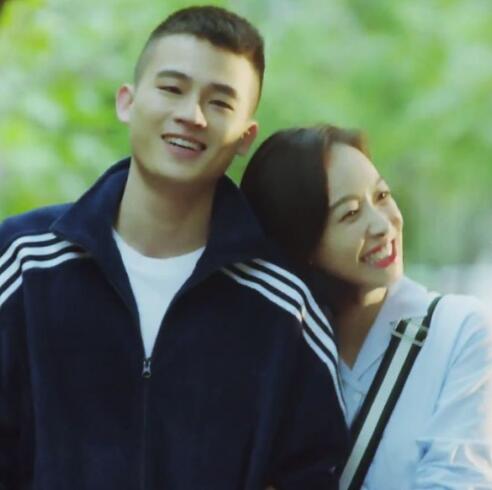 山月不知心底事向远爱谁