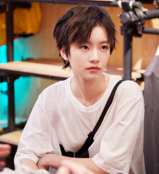 李庚希家住哪怎么火的