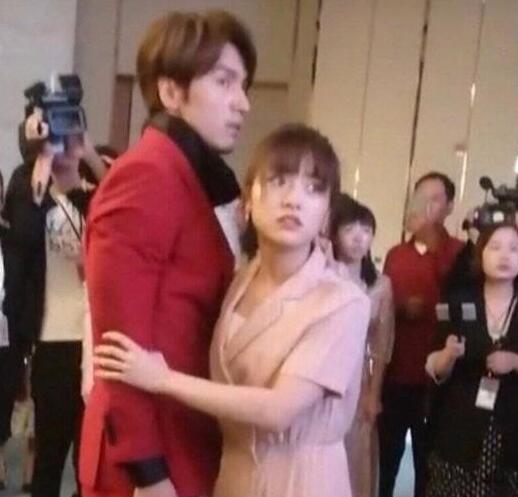 �����Գ���ʲô��ϵ