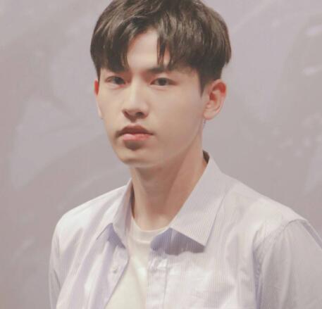 辛云来怎么成演员的