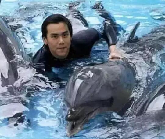 ����Ů����˭Ϊʲô��