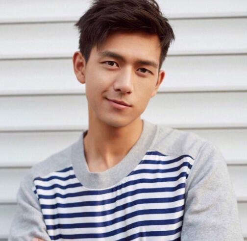 李现是怎么签约壹心的