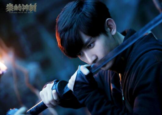 张起灵和张不逊是一个人吗