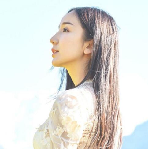 娄艺潇现在男朋友是谁