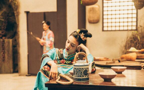 ����Щ��Ա��μ���Ա���λ