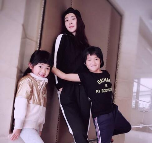 曹格吴速玲恋爱经过