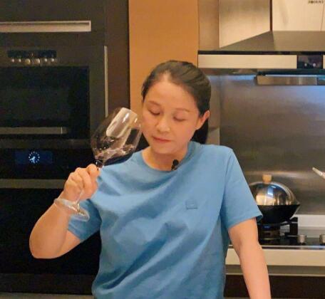 龙丹妮为什么这么厉害