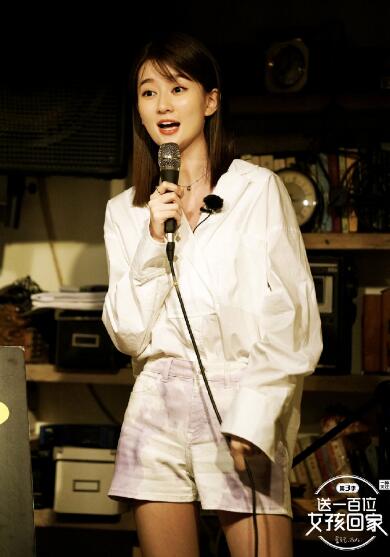 ��һ��λŮ���ؼ�������һ��