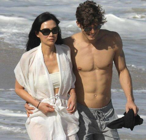 邓文迪是怎样一个人