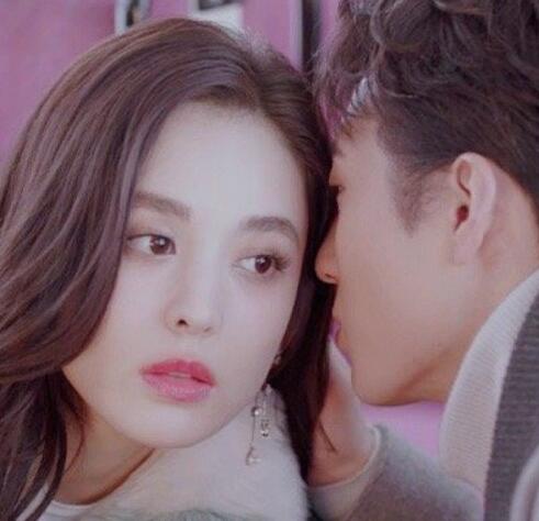 十年三月三十日靳燃结婚