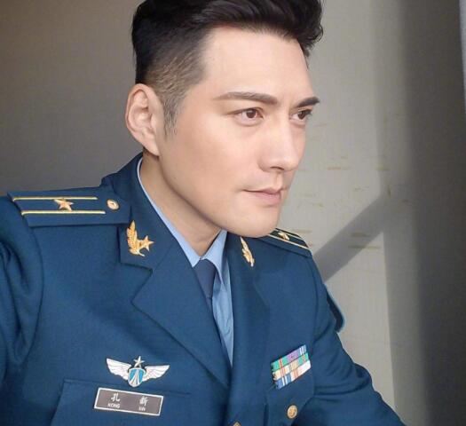 �����������ϲ��˭