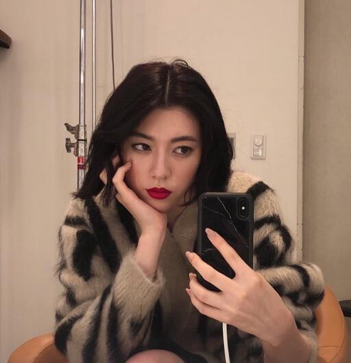 三吉彩花是不是混血