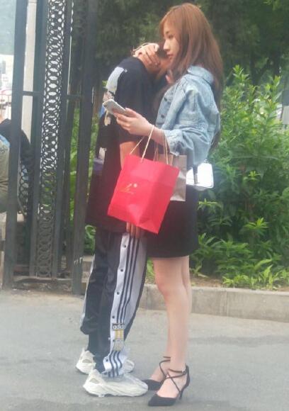 李振宁恋情女主是张天馨吗