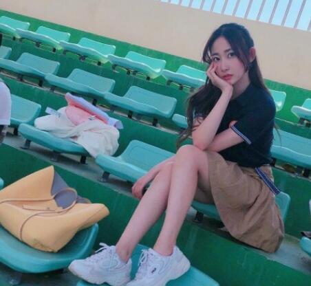 李振宁恋情女主是张天馨吗