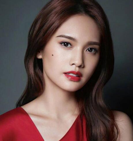 邱泽的女朋友有哪些