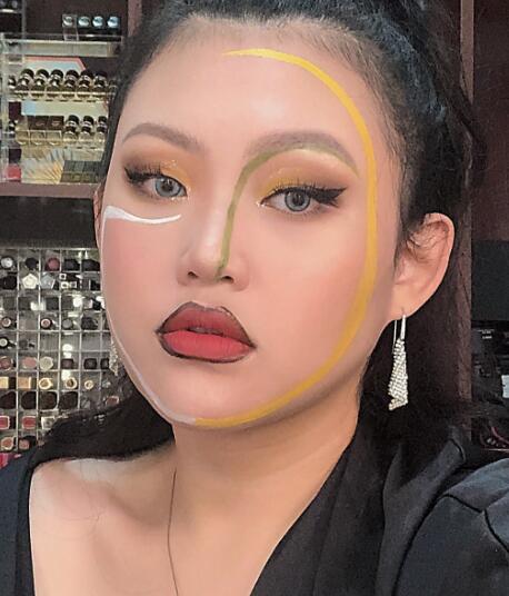 狠毒女孩money家境怎么样