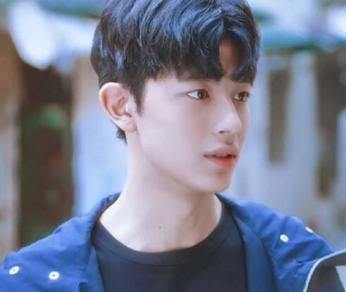 ��ò�������������ϲ��˭