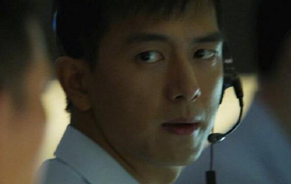 中国机长李现原型是罗天宇