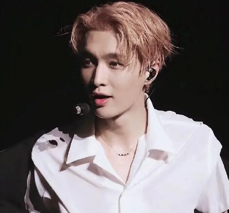 张艺兴与杨天真解约