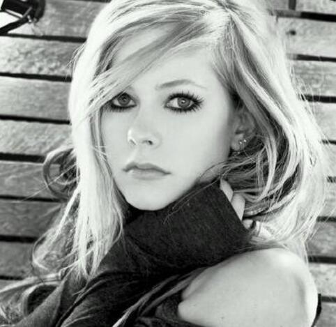 艾薇儿公布电话号码