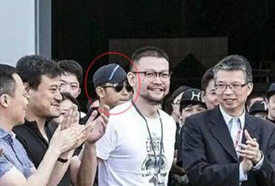 ��������ô�˾������˵�������