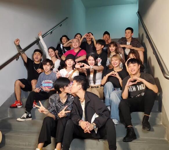 老王和雅哥什么时候分手的