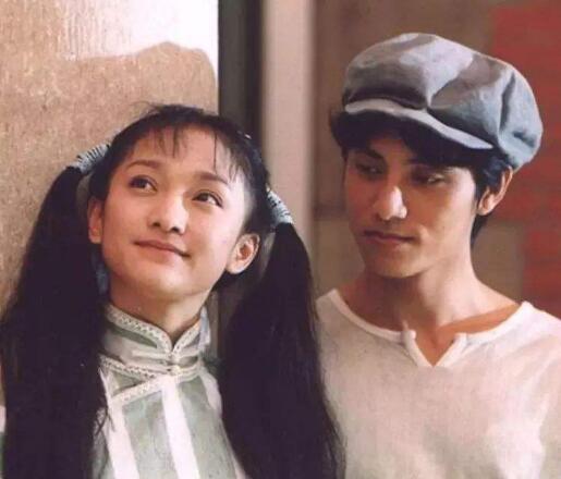 陈坤和周迅什么关系