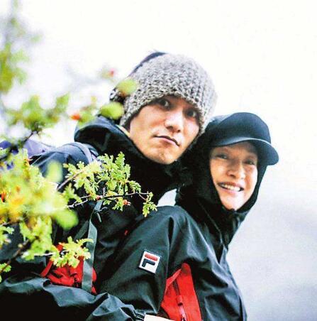 陈坤和周迅什么关系