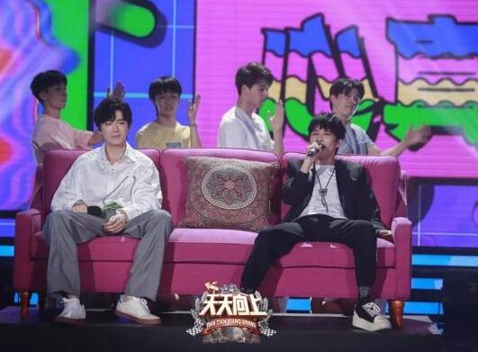 天天向上大张伟刘宇宁唱的什么歌