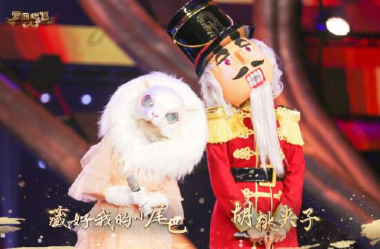 ���泪��4�غ��ҵ�Сβ����˭