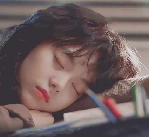 初恋那件小事是小说改编的吗