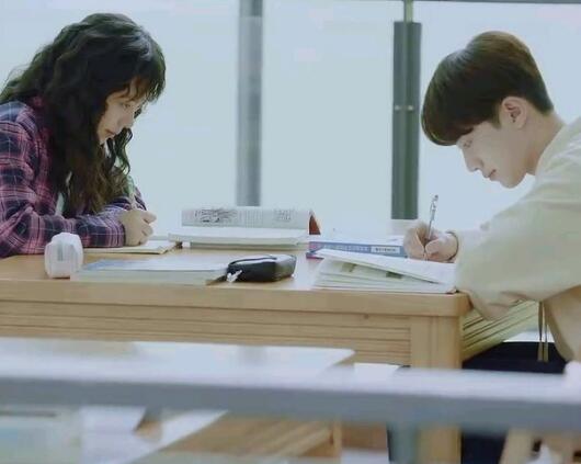 初恋那件小事梁又年家庭背景怎么样