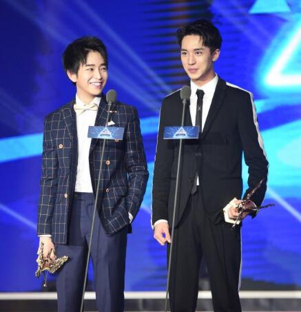 ��κ�޺����ų���ô��ʶ��