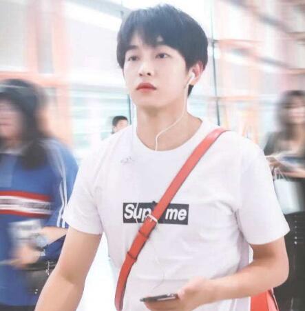 ��κ�޺����ų���ô��ʶ��