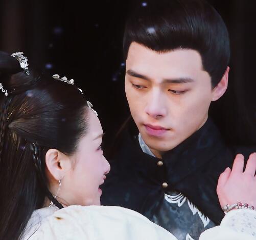 明月照我心李谦失去的记忆是什么