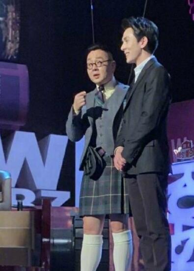 �²۴����ļ�����˭