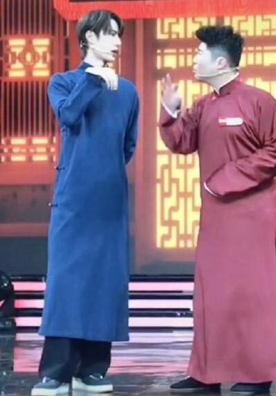 天天向上王一博搭档周九良说相声