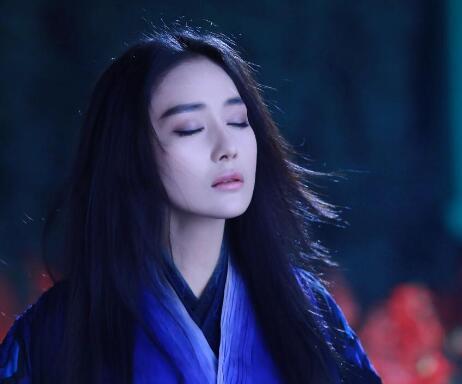 李莫愁留下几个血手印