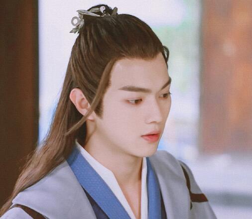 从前有座灵剑山王陆身份