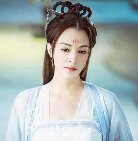 张榕容是混血儿吗