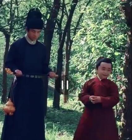 ��঻�ͤ��Ԫ��˭�Ķ���