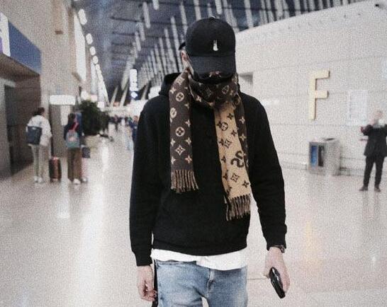 青簪行男主是吴亦凡吗