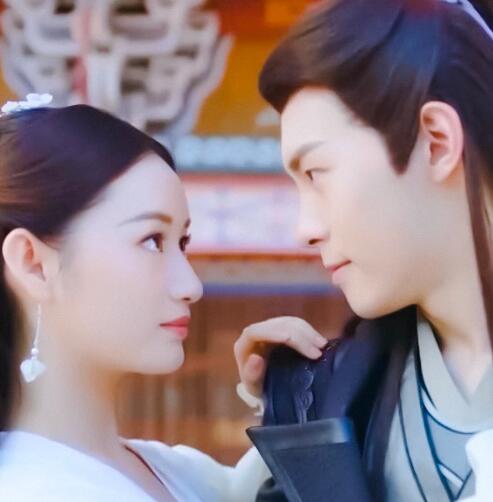 从前有座灵剑山小海和琉璃仙什么关系