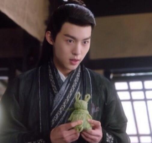 从前有座灵剑山小海和琉璃仙什么关系